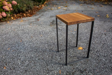 Taboret drewniany stołek dąb lity loft stal 50 cm Taboret drewniany stołek dąb lity loft stal 50 cm