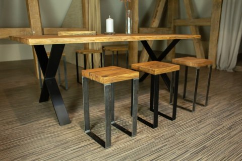 Taboret drewniany stołek dąb lity loft stal 52 cm Taboret drewniany stołek dąb lity loft stal 52 cm