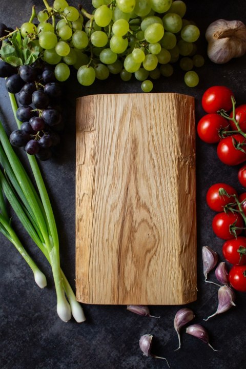 Deska do krojenia i serwowania RUSTIC dębowa 30 cm Deska do krojenia i serwowania RUSTIC dębowa 30 cm