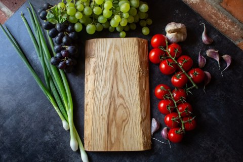 Deska do krojenia i serwowania RUSTIC dębowa 30 cm Deska do krojenia i serwowania RUSTIC dębowa 30 cm