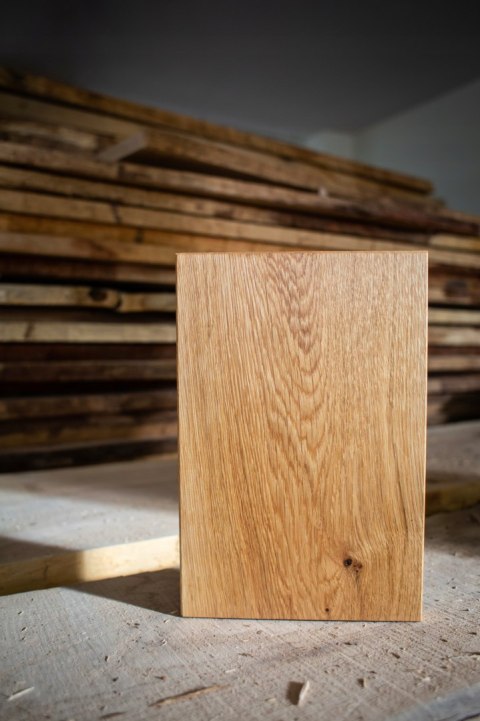 PREZENT KORNIK 30*20*2,5 cm Deska w opakowaniu prezentowym PREZENT KORNIK 30*20*2,5 cm Deska w opakowaniu prezentowym